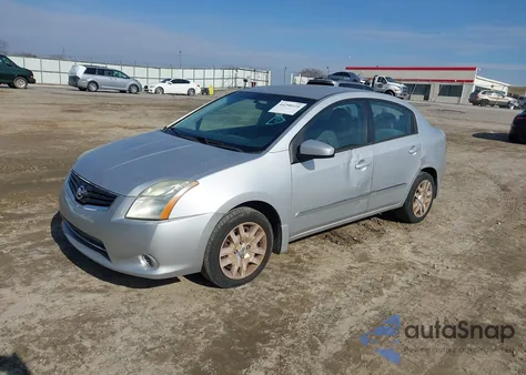 2010 Nissan Sentra 2.0S from USA, damaged, VIN 3N1AB6AP1AL600370